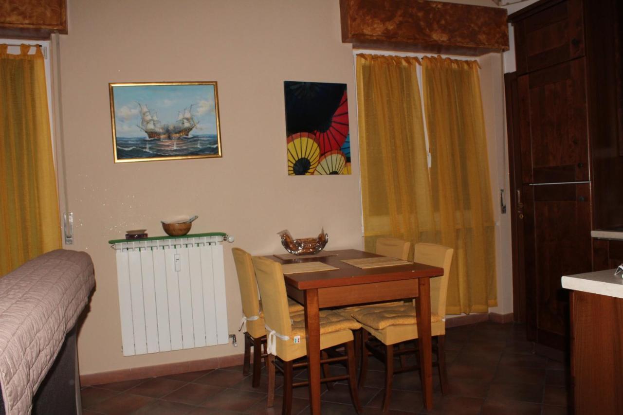 D.E.M. Apartment Специя Екстериор снимка